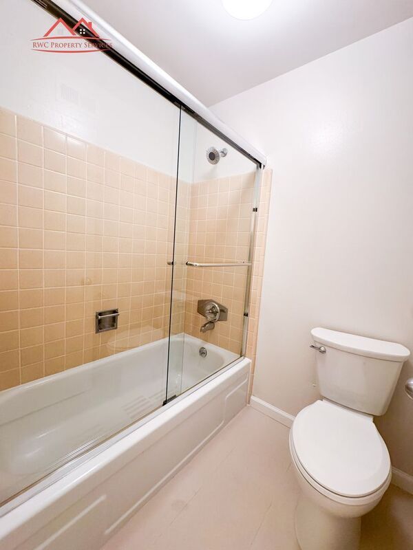 Building Photo - 1535 Albatross Dr