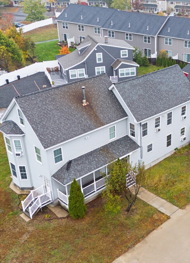 Primary Photo - 8 Highland Ave