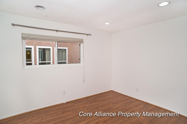 Building Photo - 23119 Valerio St