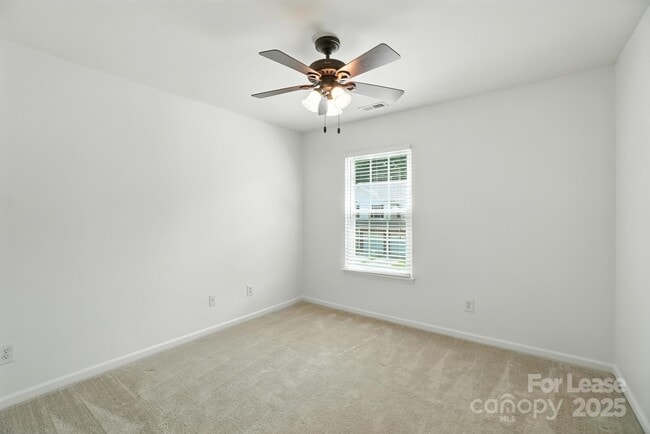 Building Photo - 15554 Stronvar House Ln