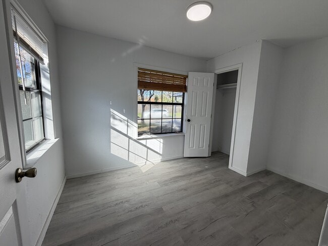 Building Photo - 317 Choctaw Trce