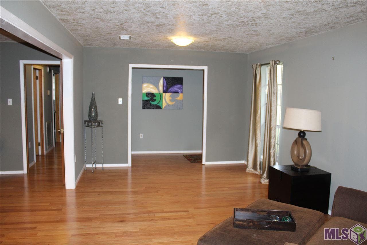 Building Photo - 12339 Armstrong Dr