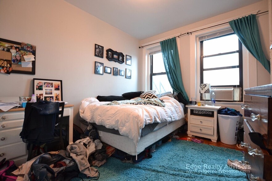 Building Photo - 1258 Commonwealth Ave