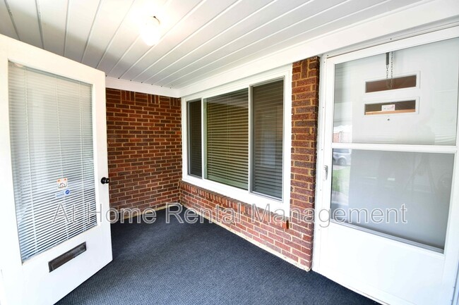 Building Photo - 3707 E 29th St