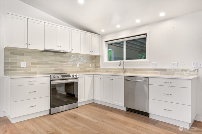 Building Photo - 1116 McLean Rd