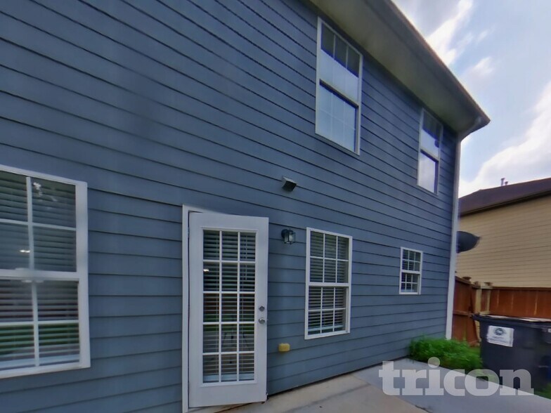 Building Photo - 2955 Pebble Creek Ln