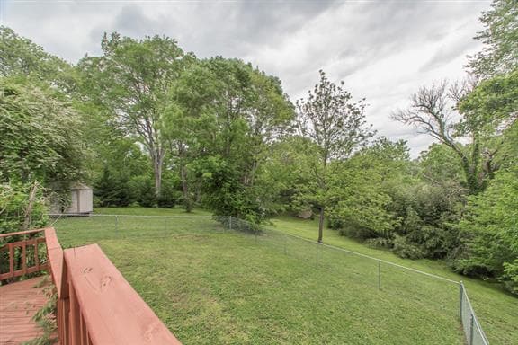 Building Photo - 520 Barrywood Dr