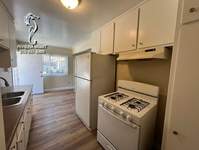 Building Photo - 514 S Grevillea Ave