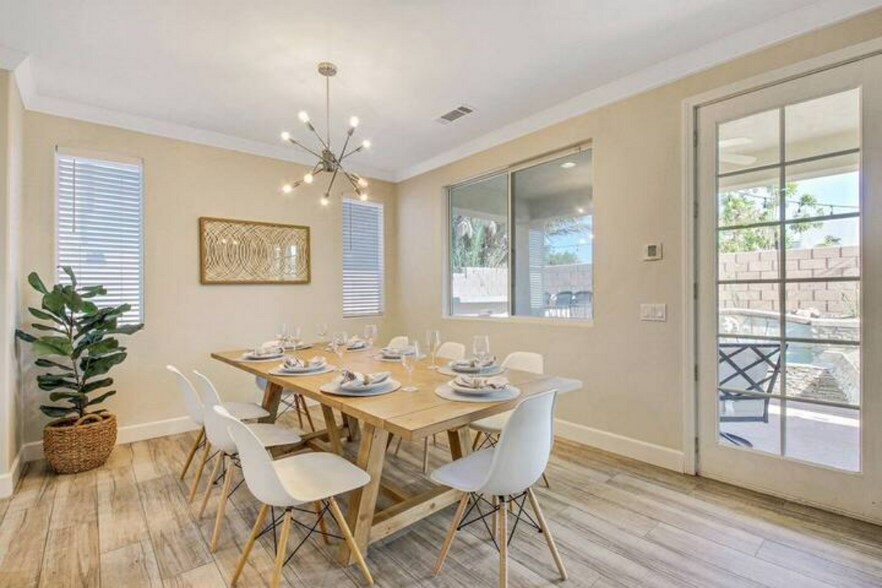 Building Photo - 80949 Avery Dr