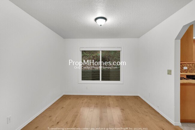 Building Photo - 2570 Oregon City Blvd