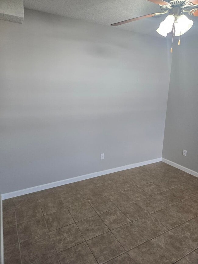 Building Photo - Charming 3 Bedroom Home in Historic Jonesb...