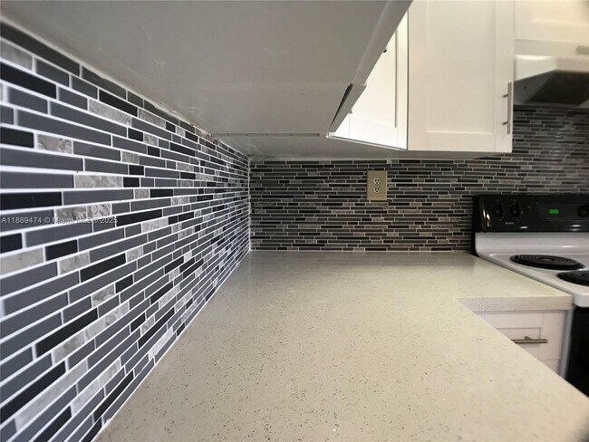 Building Photo - 8590 SW 212th St