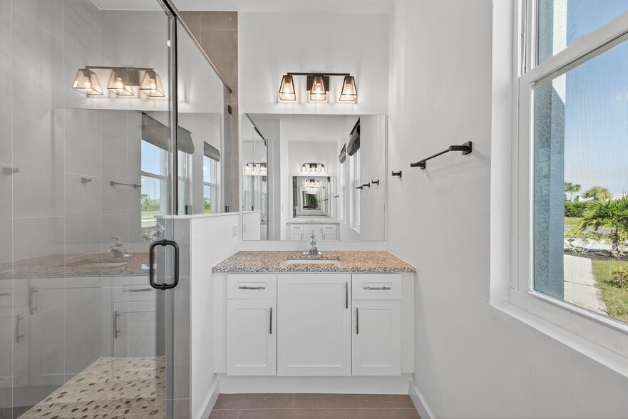 Building Photo - FIRST MONTH FREE!!! 4/2 In NW Cape