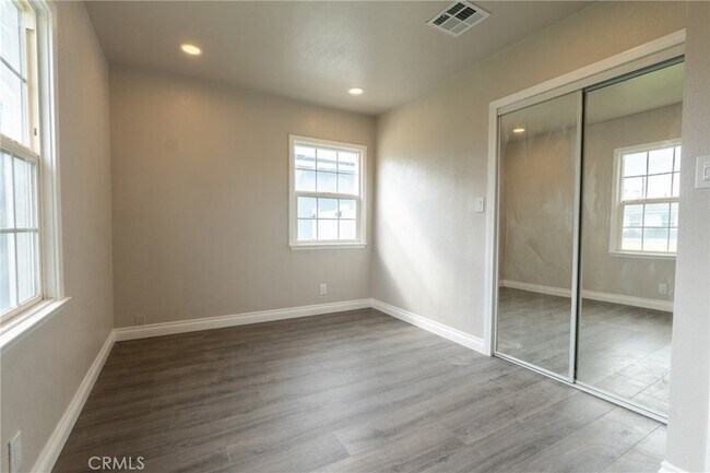 Building Photo - 14043 Mystic St