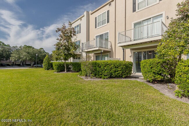 Building Photo - 4422 Capital Dome Dr