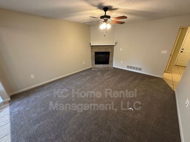 Building Photo - 820 167th Ct
