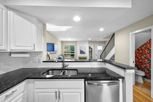 Building Photo - 3601 Menchaca Rd