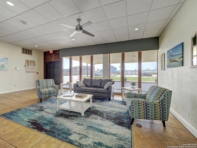 Building Photo - 15002 Windward Dr