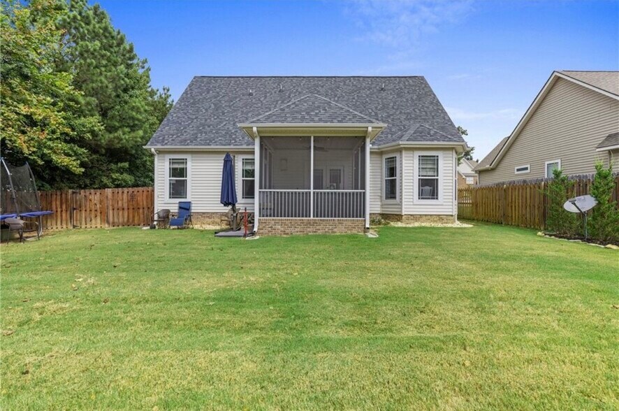 Building Photo - 411 W Sundance Dr