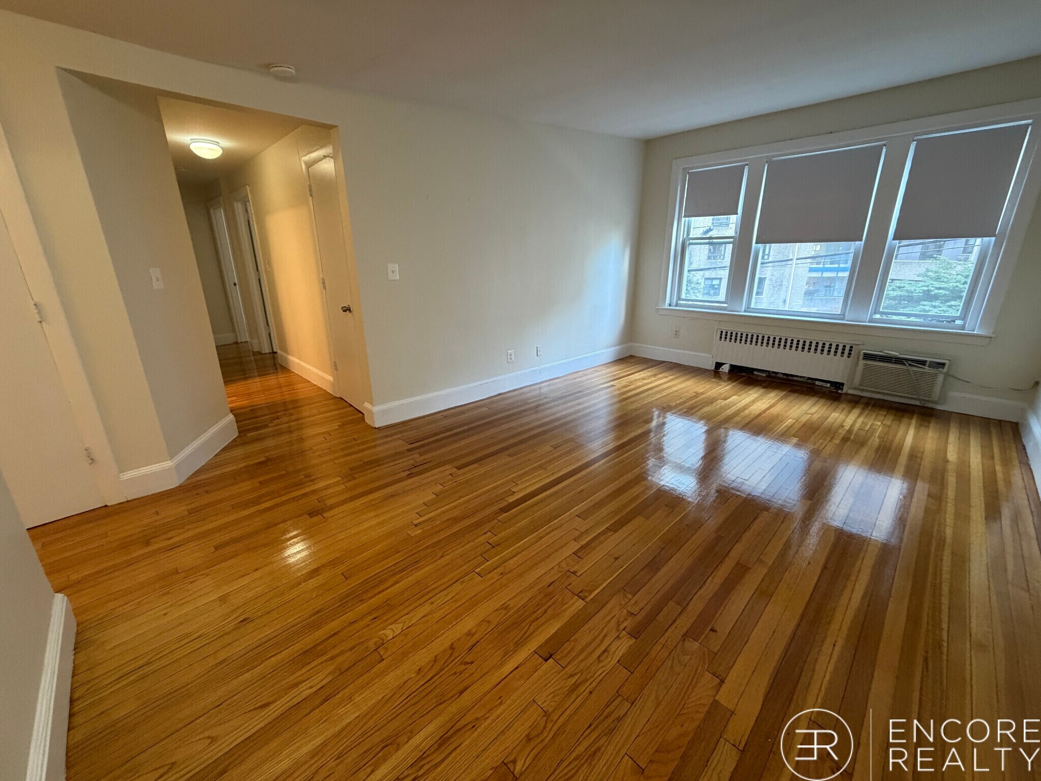 Building Photo - 48 Lancaster Ter