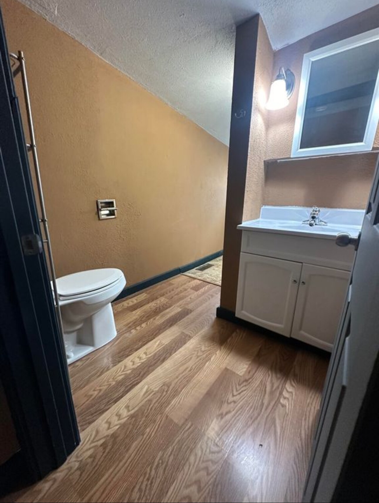 Building Photo - 513 Kaufmann Ave