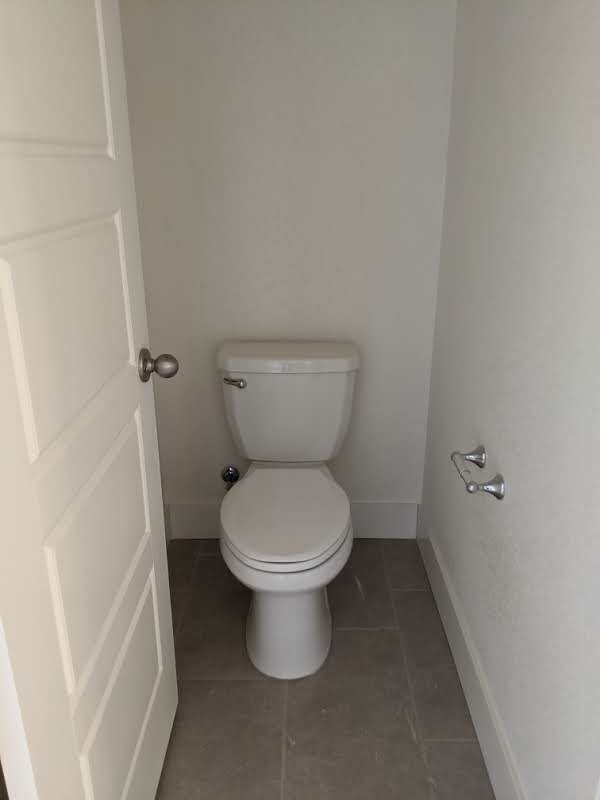 Building Photo - 2312 Vaca Way