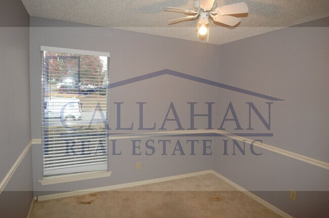 Building Photo - Sherwood 3 Bedroom Home