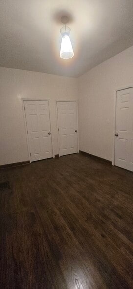 Building Photo - 1515 Lingo St