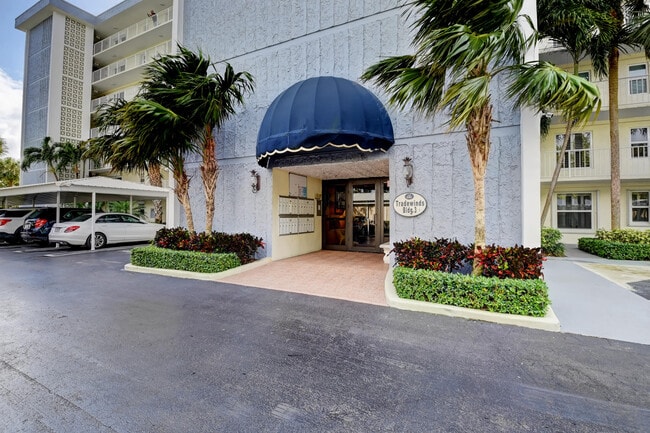 Building Photo - 1 Harbourside Dr