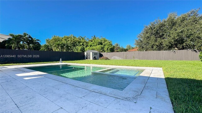 Building Photo - 17320 SW 92nd Ct