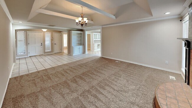 Building Photo - Very Nice 3 bedroom 2 bath home in Edmond ...