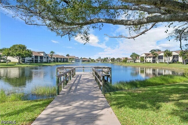 Building Photo - 8474 Charter Club Cir