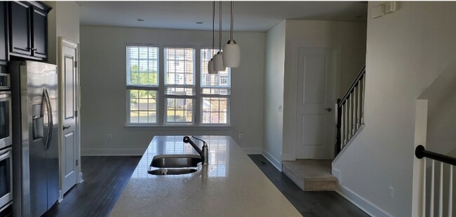 Building Photo - 8478 Craggan Ln