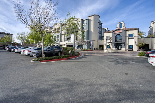 Building Photo - 695 Tasman Dr