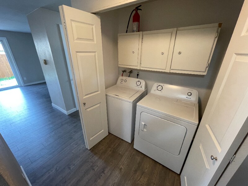 Building Photo - 9729 5th St NE