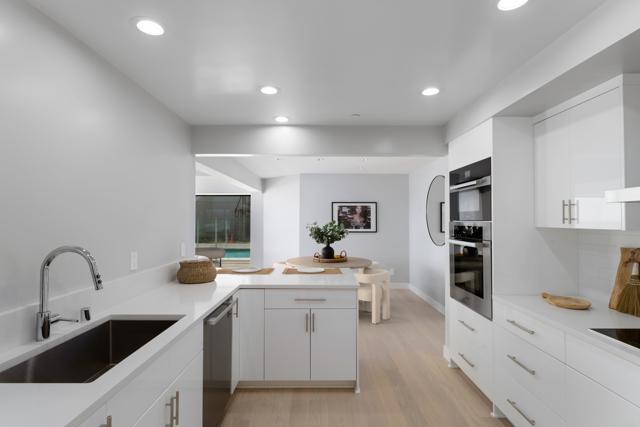 Building Photo - 100 Coast Blvd