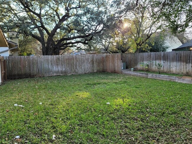 Building Photo - 12420 Turtleback Ln