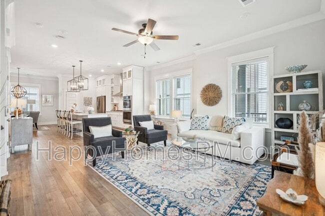 Building Photo - 1610 Florentia St