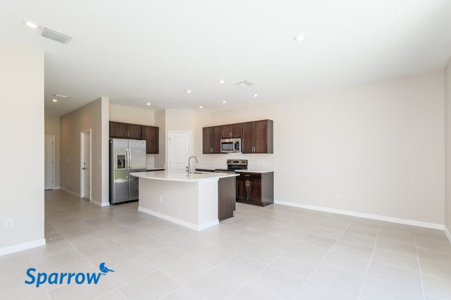 Building Photo - 6316 Willowside Street