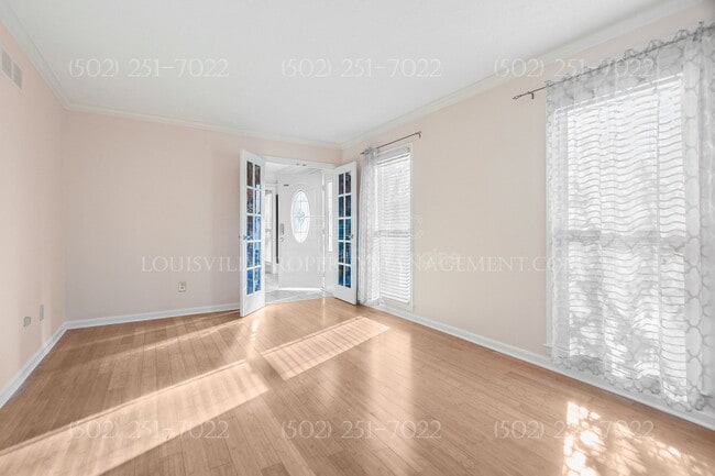 Building Photo - 3609 Locust Cir E