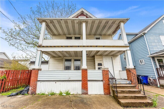 Primary Photo - 3111 W 90th St
