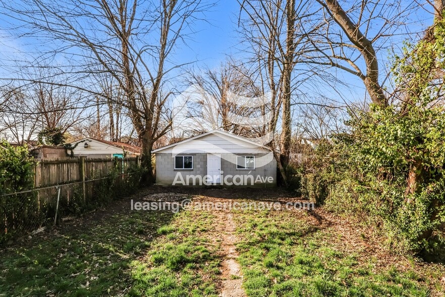 Building Photo - 624 Dresden Ave