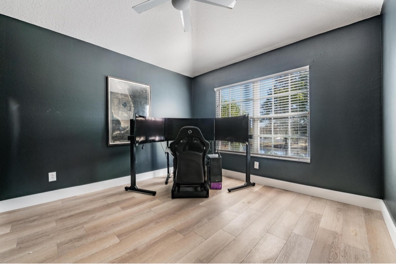 Building Photo - 8434 Sandy Beach St