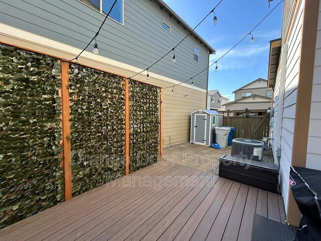 Building Photo - 32773 Maple Ave SE