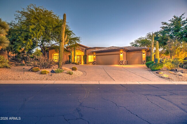 Building Photo - 9671 E Monument Dr