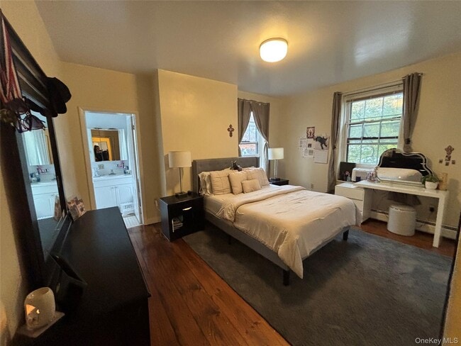 Building Photo - 113 Academy St