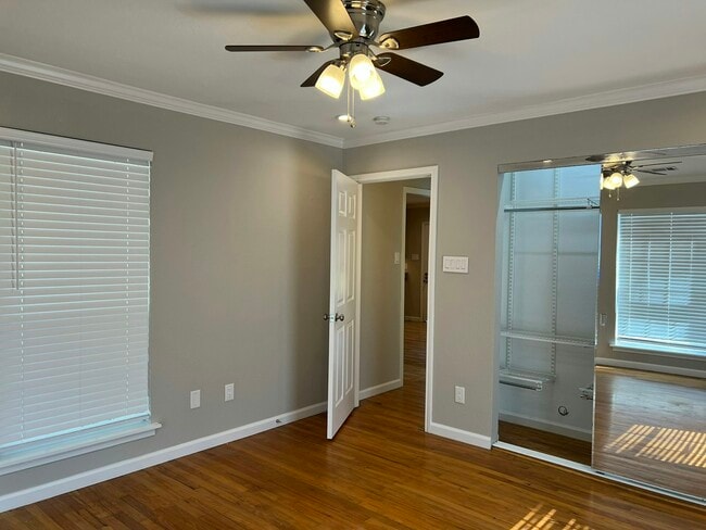 Building Photo - 10622 Hermosa Dr