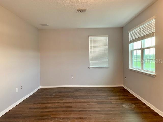 Building Photo - 11049 Bagley Aly