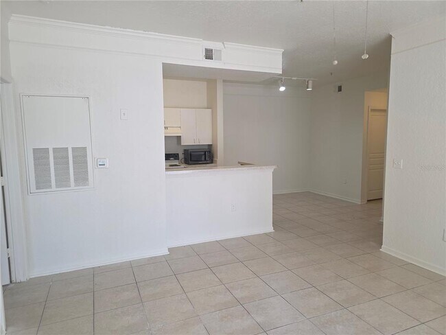 Building Photo - 17101 Carrington Park Dr