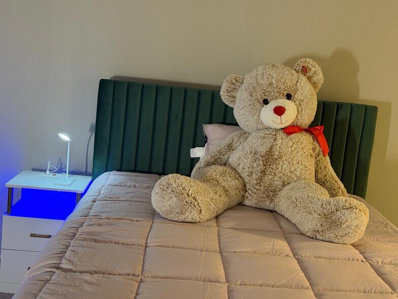 Building Photo - 1072 Maywood Ln